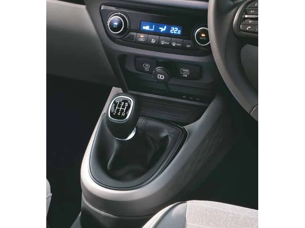 hyundai grand i10 nios grand-i10-nios-corporate-petrol-manual interior